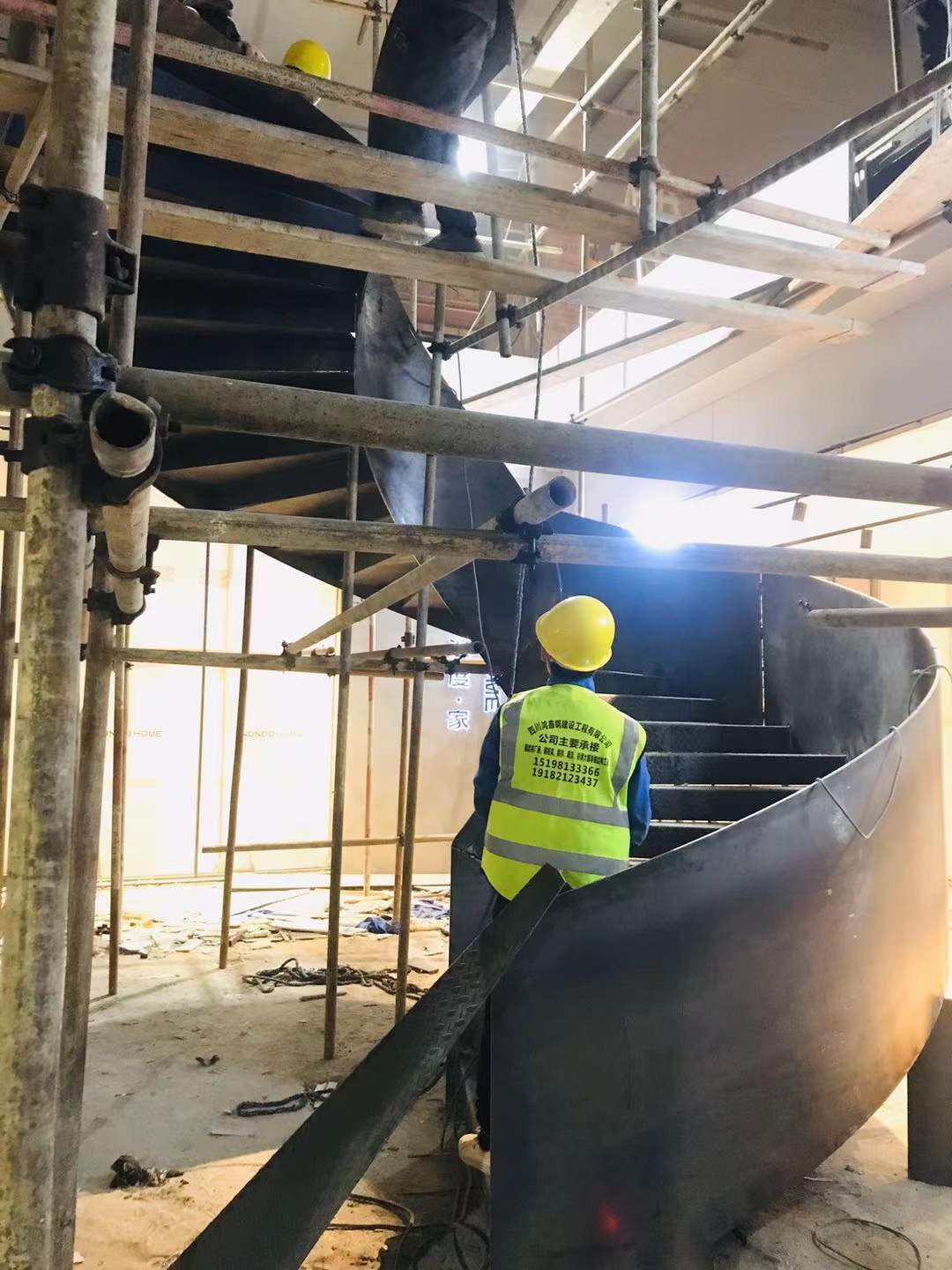 鋼結構旋轉樓梯